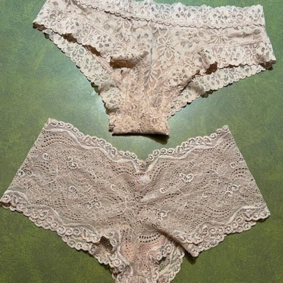 NWOT 2 size medium Victoria's Secret lace panties - 1 bikini, 1 boyshort - Picture 1 of 3